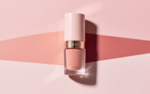 品牌化妆品：缔造美的传奇